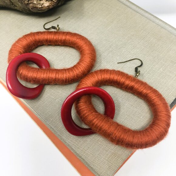 Handmade Oval Burnt Orange Acrylic Wrapped Chunky Dangle Chain Earrings - Picture 4 of 16